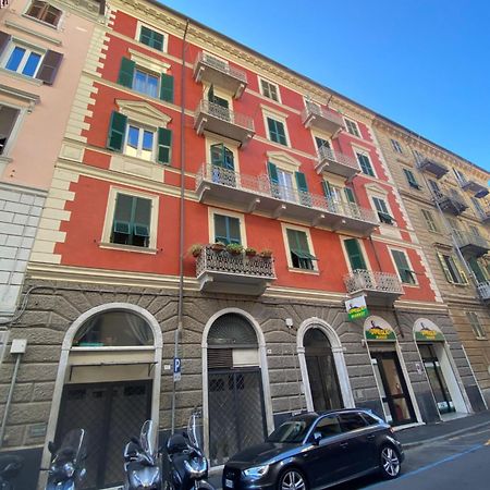 Leo'S Home La Spezia Luaran gambar