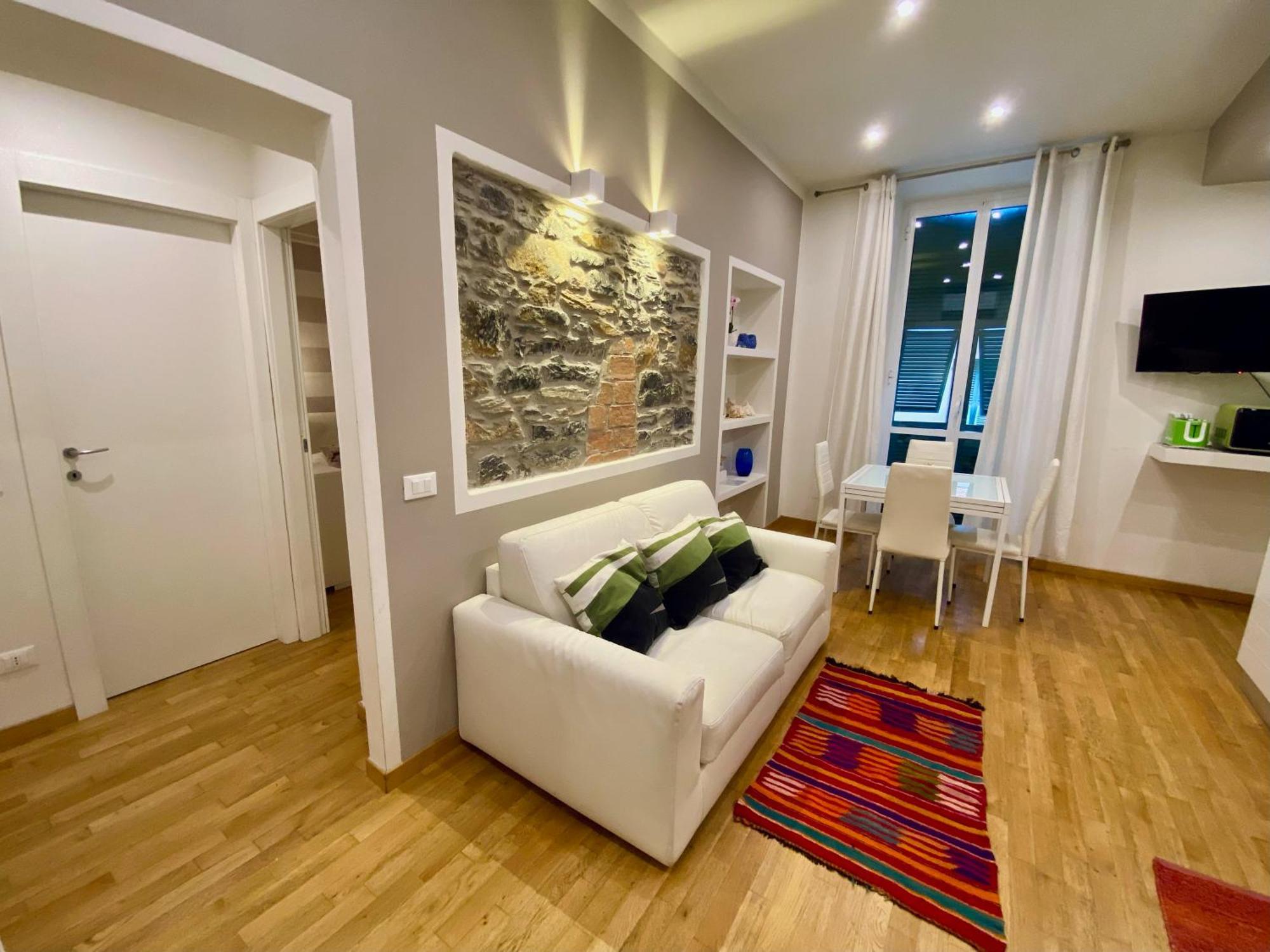 Leo'S Home La Spezia Luaran gambar